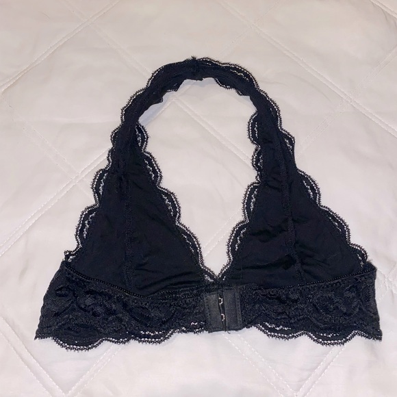 Black Lace Halter Bralette - Picture 2 of 3